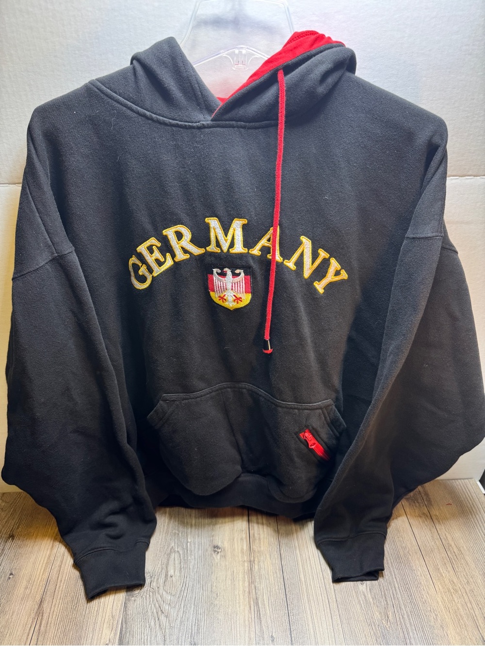Dolmen Clothing Germany Eagle Crest Black Hooded Sweatshirt Pullover Logo Size L
